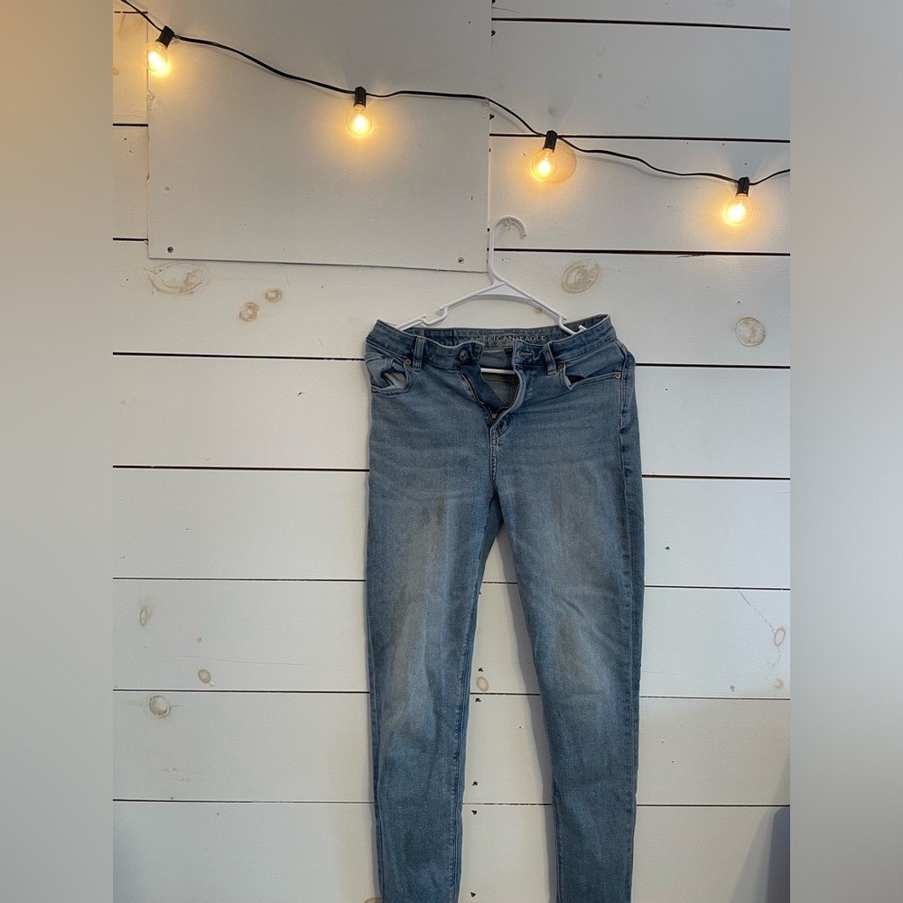 American Eagle Light Wash High Waisted Stretch Jeans